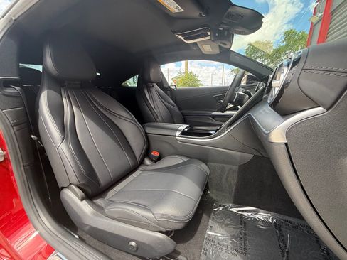 Used 2024 Mercedes-Benz CLE 300 4MATIC Coupe image 18