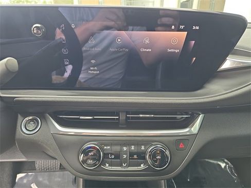 Certified 2024 Buick Envista Preferred w/ Convenience I Package image 19