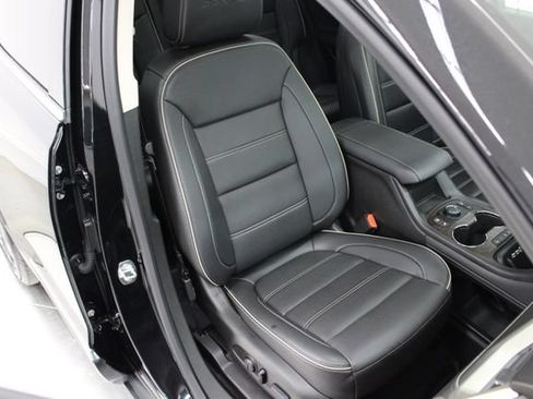Used 2023 GMC Acadia Denali w/ Black Diamond Edition AWD/4WD image 66