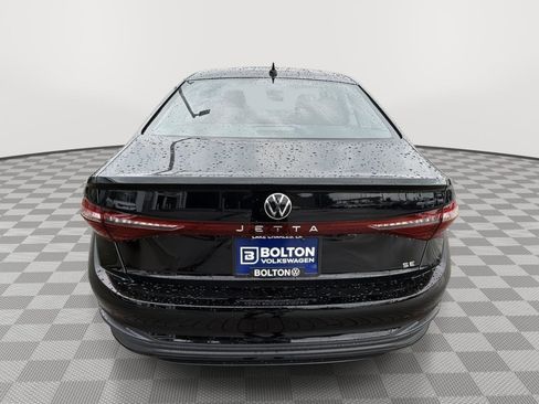 New 2025 Volkswagen Jetta SE image 8