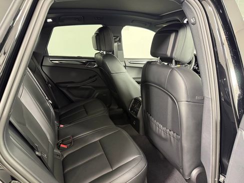 New 2026 Porsche Macan AWD/4WD image 17