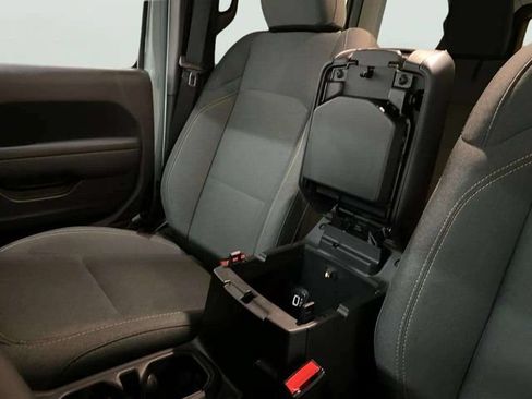 Used 2024 Jeep Wrangler Unlimited AWD/4WD image 66