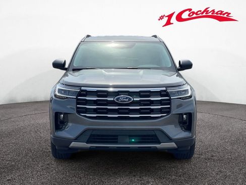 New 2026 Ford Explorer Active w/ Active Comfort Package image 2