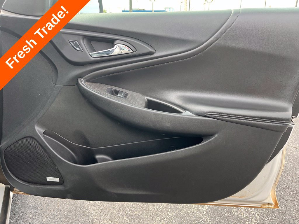 Used 2016 Chevrolet Malibu LT w/ Leather Package FWD image 32
