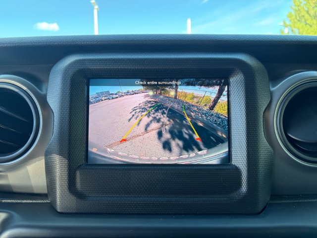 Used 2023 Jeep Wrangler Unlimited Sport AWD/4WD image 29