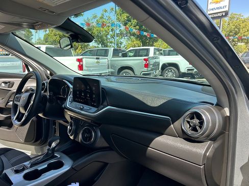 Used 2023 Chevrolet Blazer LT w/ Midnight/Sport Edition FWD image 29