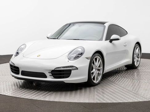 Used 2014 Porsche 911 Carrera image 2
