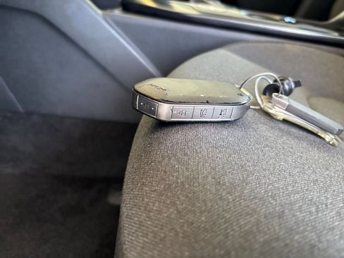 Used 2025 Kia K4 FWD image 17