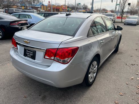 Used 2015 Chevrolet Cruze LS image 6