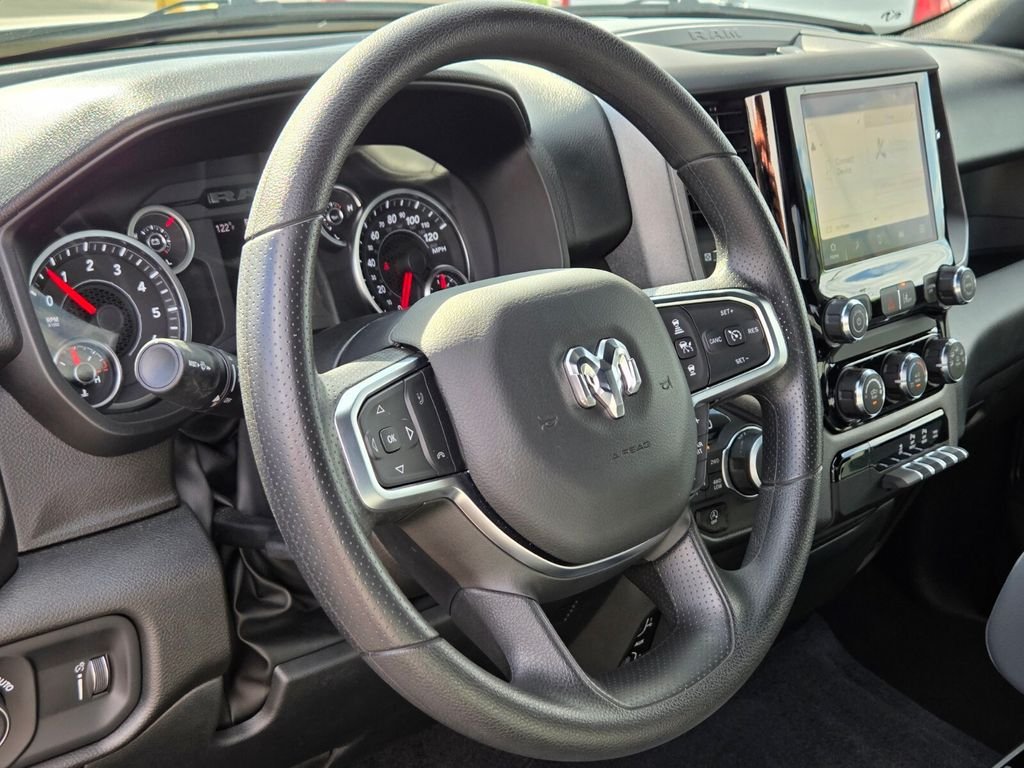 Used 2025 RAM 1500 Tradesman AWD/4WD image 23