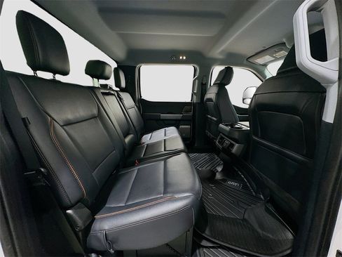 Used 2026 Ford F250 Lariat w/ FX4 Off-Road Package image 27