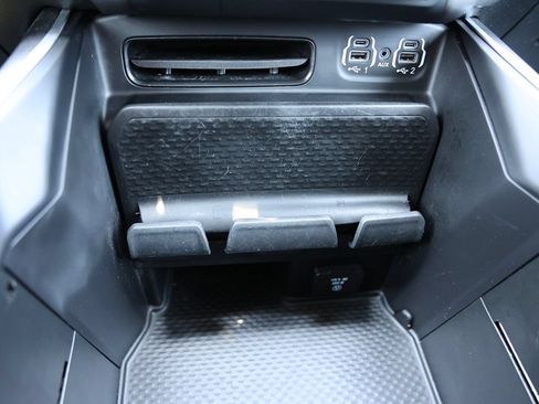Used 2021 RAM 1500 Big Horn AWD/4WD image 32