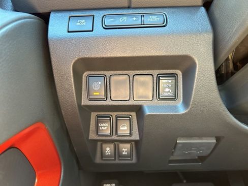 New 2025 Nissan Frontier PRO-4X w/ Pro Convenience Package image 25