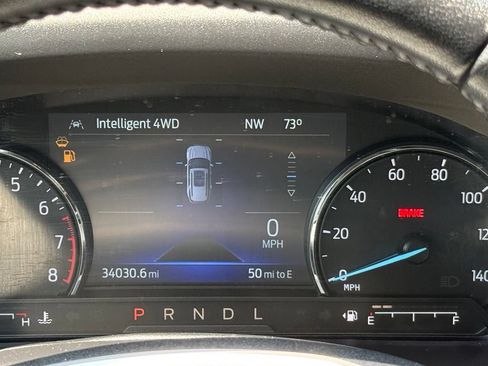 Used 2023 Ford Explorer XLT w/ Equipment Group 202A AWD/4WD image 15