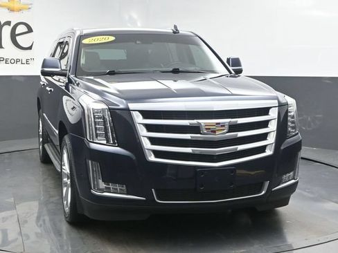 Used 2020 Cadillac Escalade Luxury AWD/4WD image 52