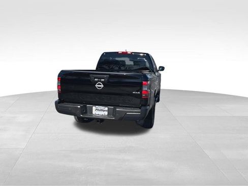 Used 2025 Nissan Frontier S image 9