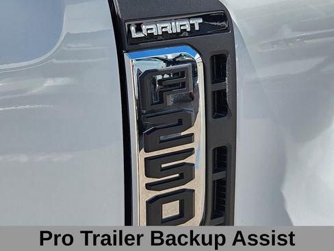 Used 2025 Ford F250 Lariat w/ Lariat Ultimate Package AWD/4WD image 15