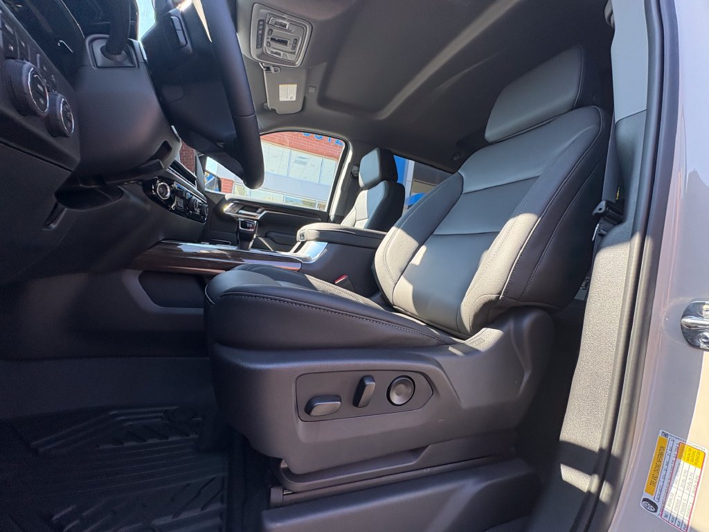 New 2026 Chevrolet Silverado 1500 RST w/ RST All Star Premium Package AWD/4WD image 5
