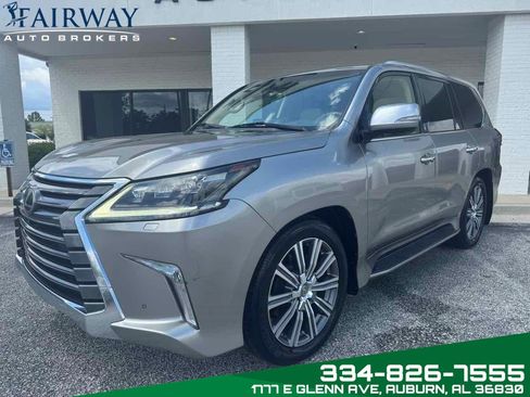 Used 2016 Lexus LX 570 4WD w/ Luxury Package image 2