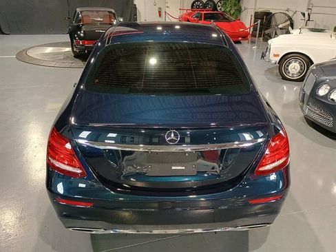 Used 2017 Mercedes-Benz E 300 4MATIC image 5