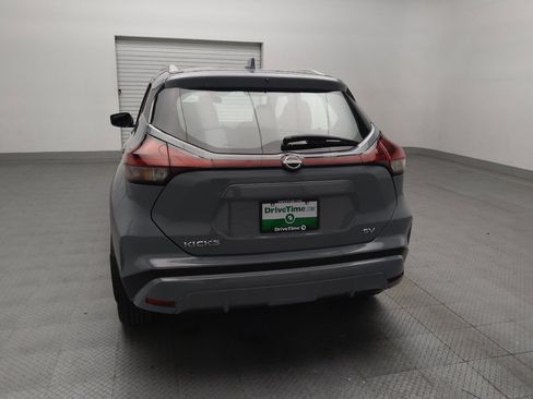 Used 2022 Nissan Kicks SV FWD image 6
