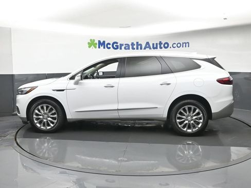 Used 2021 Buick Enclave Premium w/ Sun and Sites Package AWD/4WD image 24
