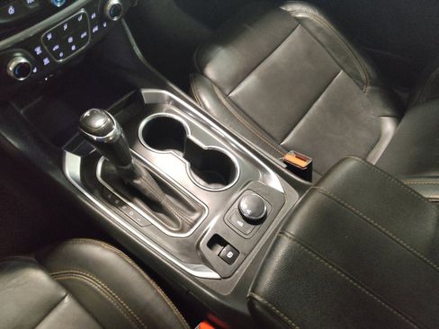 Used 2019 Chevrolet Traverse LT FWD image 26