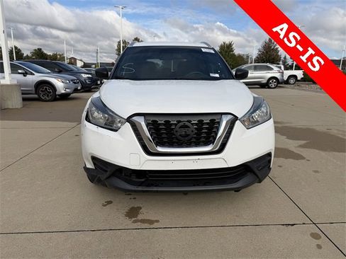 Used 2019 Nissan Kicks S w/ Exterior Electronics Package image 4