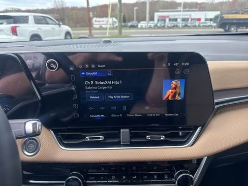 New 2026 Chevrolet Equinox ACTIV FWD image 11