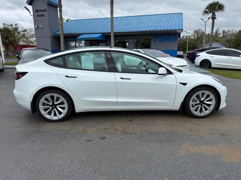 Used 2023 Tesla Model 3 Standard Range image 4