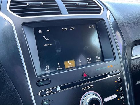 Used 2018 Ford Explorer Sport AWD/4WD image 34