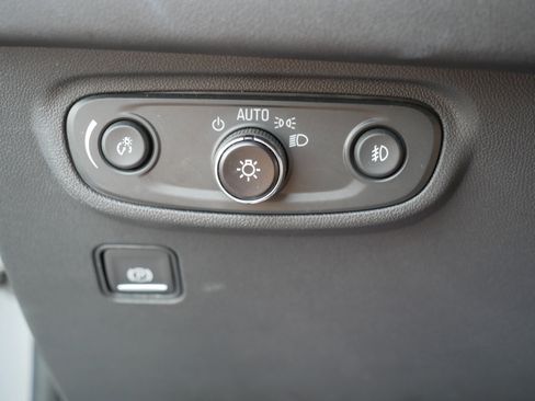 Used 2023 GMC Terrain AT4 AWD/4WD image 25