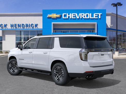 New 2026 Chevrolet Suburban Z71 image 5