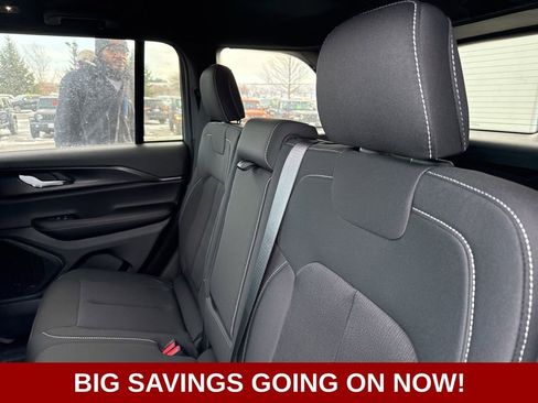 New 2025 Jeep Grand Cherokee Laredo image 35