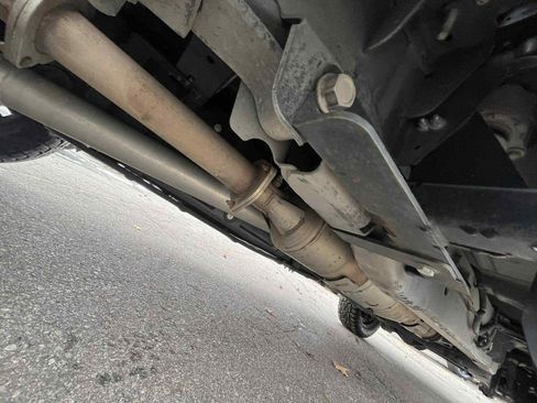 Used 2021 Ford F250 Lariat image 13