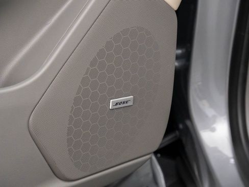 New 2026 Cadillac XT5 Premium Luxury w/ Driver Assist Package image 17