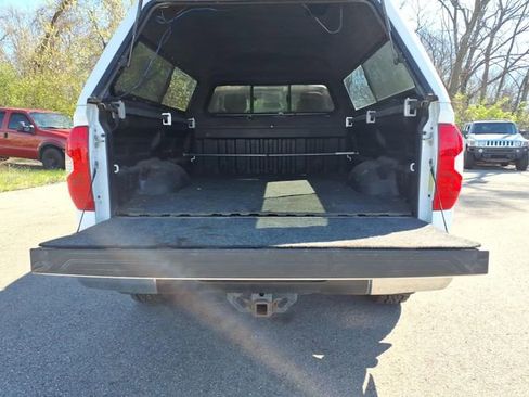 Used 2015 Toyota Tundra SR5 w/ SR5 Upgrade Package image 12