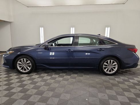 Certified 2019 Toyota Avalon XLE image 26