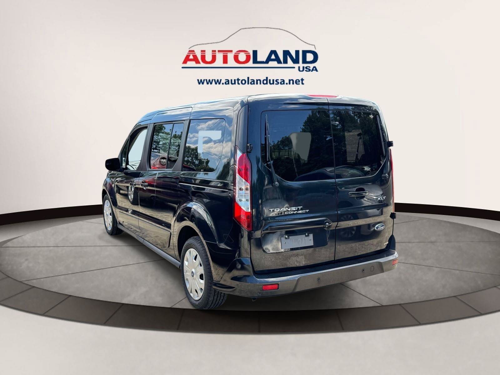 Used 2020 Ford Transit Connect XLT FWD image 5