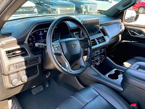 Certified 2023 Chevrolet Suburban RST image 18