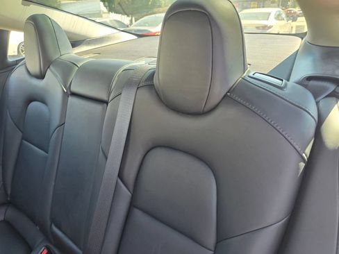 Used 2023 Tesla Model 3 Standard Range RWD image 16