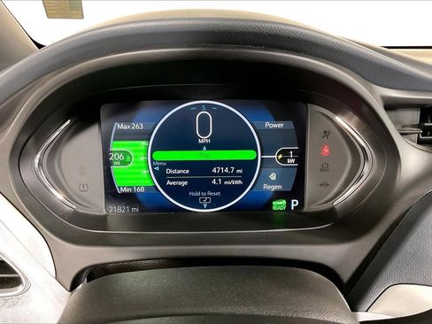 Used 2018 Chevrolet Bolt Premier w/ Driver Confidence II Package image 35