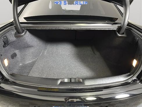 Used 2022 Chrysler 300 Touring L image 28