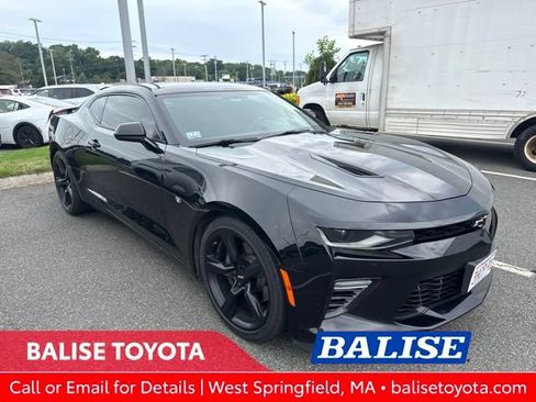 Used 2018 Chevrolet Camaro SS w/ LPO RS/SS Interior Package RWD image 1