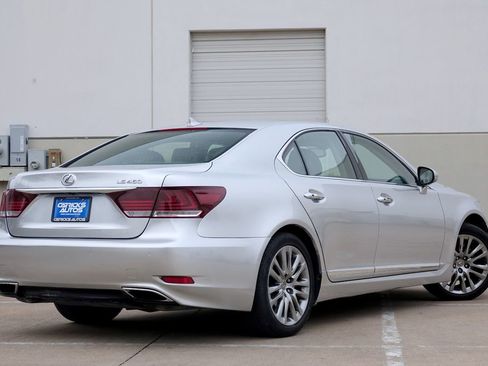 Used 2013 Lexus LS 460 image 3