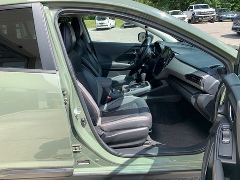 Used 2024 Subaru Crosstrek 2.5i Limited w/ Crosstrek Mirror Package AWD/4WD image 18