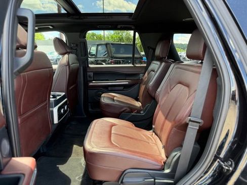 Certified 2023 Ford Expedition Limited AWD/4WD image 16