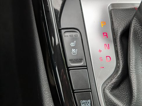 Certified 2022 Kia Forte GT w/ GT2 Package FWD image 28