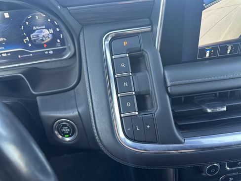 Certified 2023 Chevrolet Tahoe LT w/ Luxury Package AWD/4WD image 16