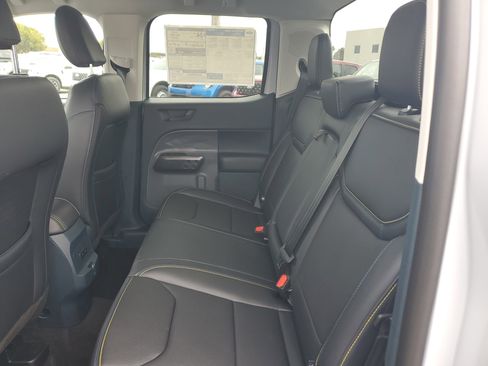 New 2026 Ford Maverick Lobo image 11